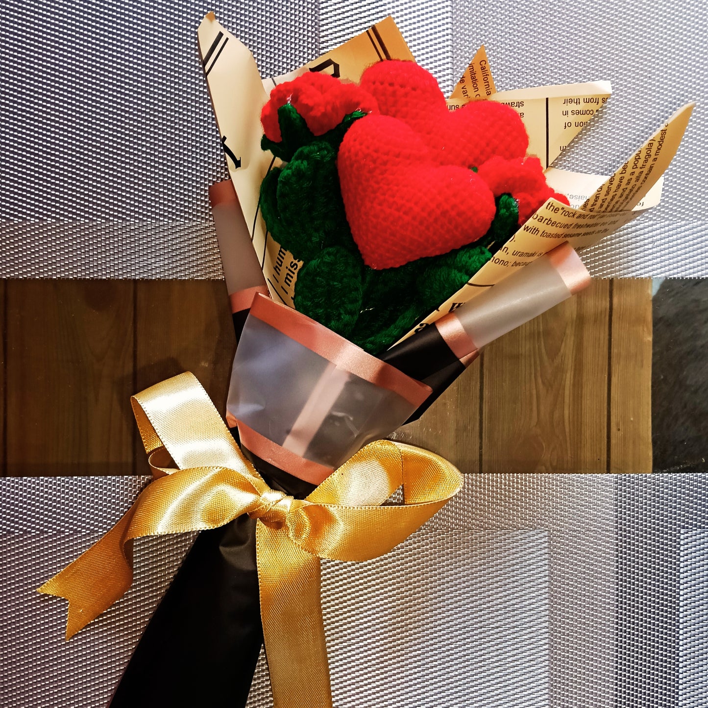 Love in Bloom – 2 Roses & 2 Hearts Crochet Set
